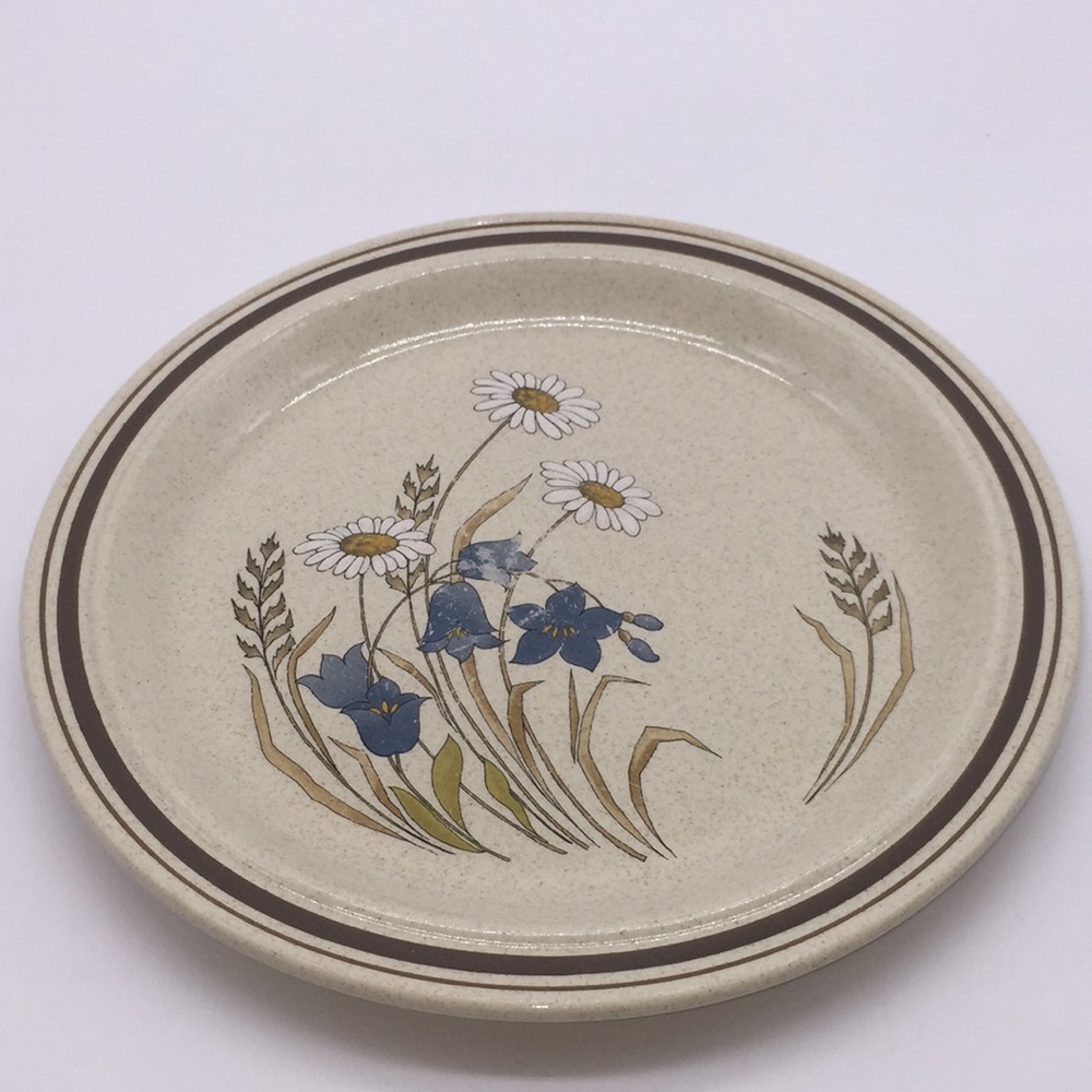 Royal Doulton Hill Top L.S. 1025 Salad Plate B - Picture 10 of 10